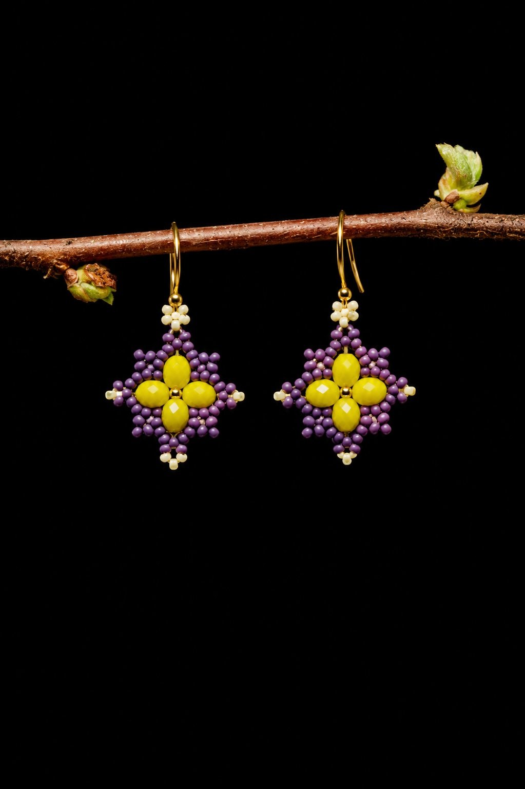 Wild Iris Filigree Gem