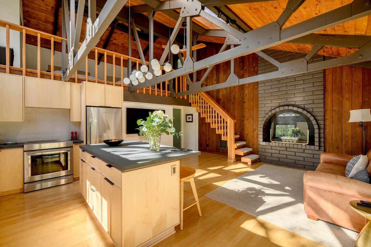 A contemporary evolution of the living space preserved through the original design language