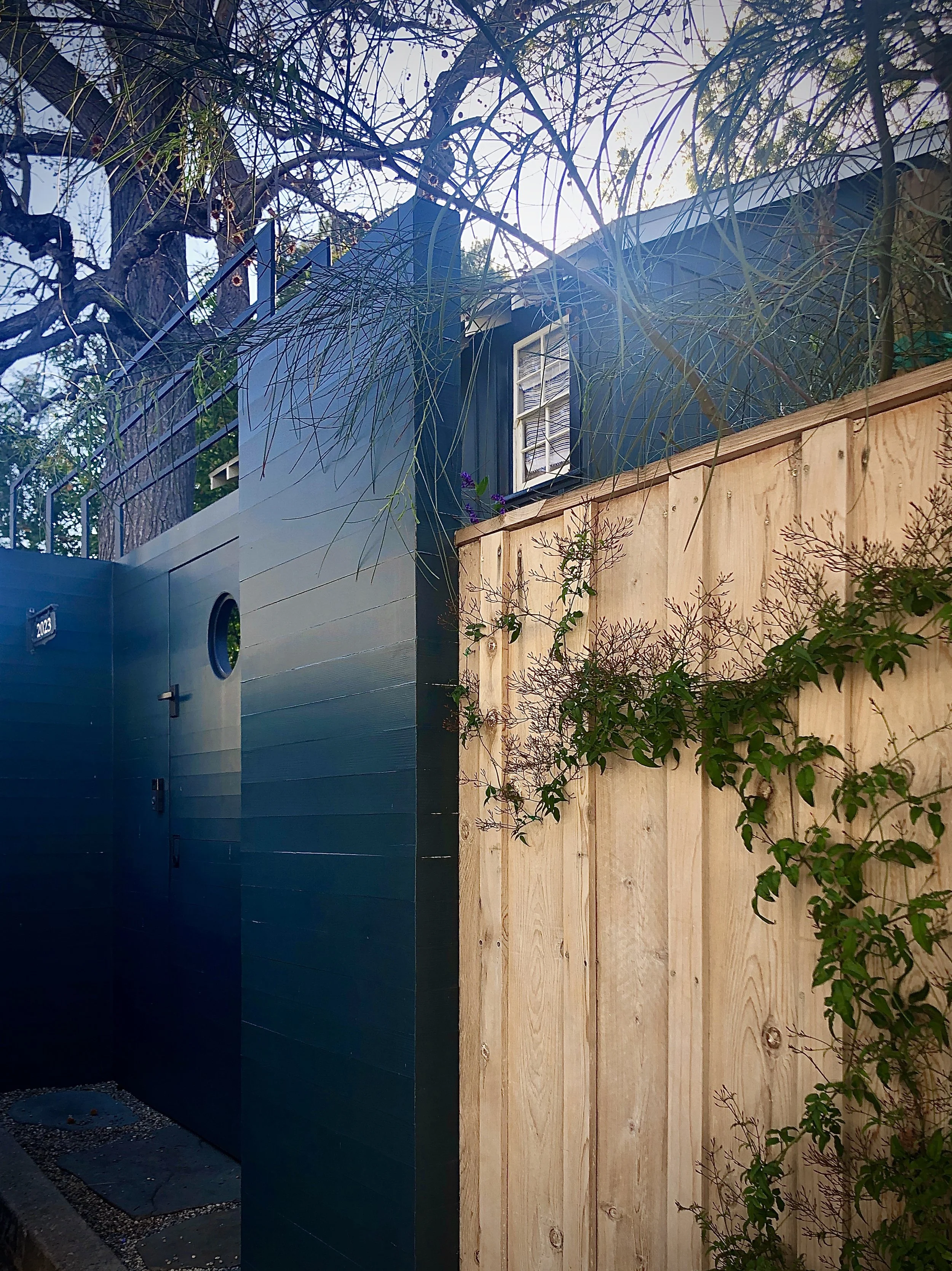 Silverlake Sliver_Front Portal_Diagonal_web.jpg