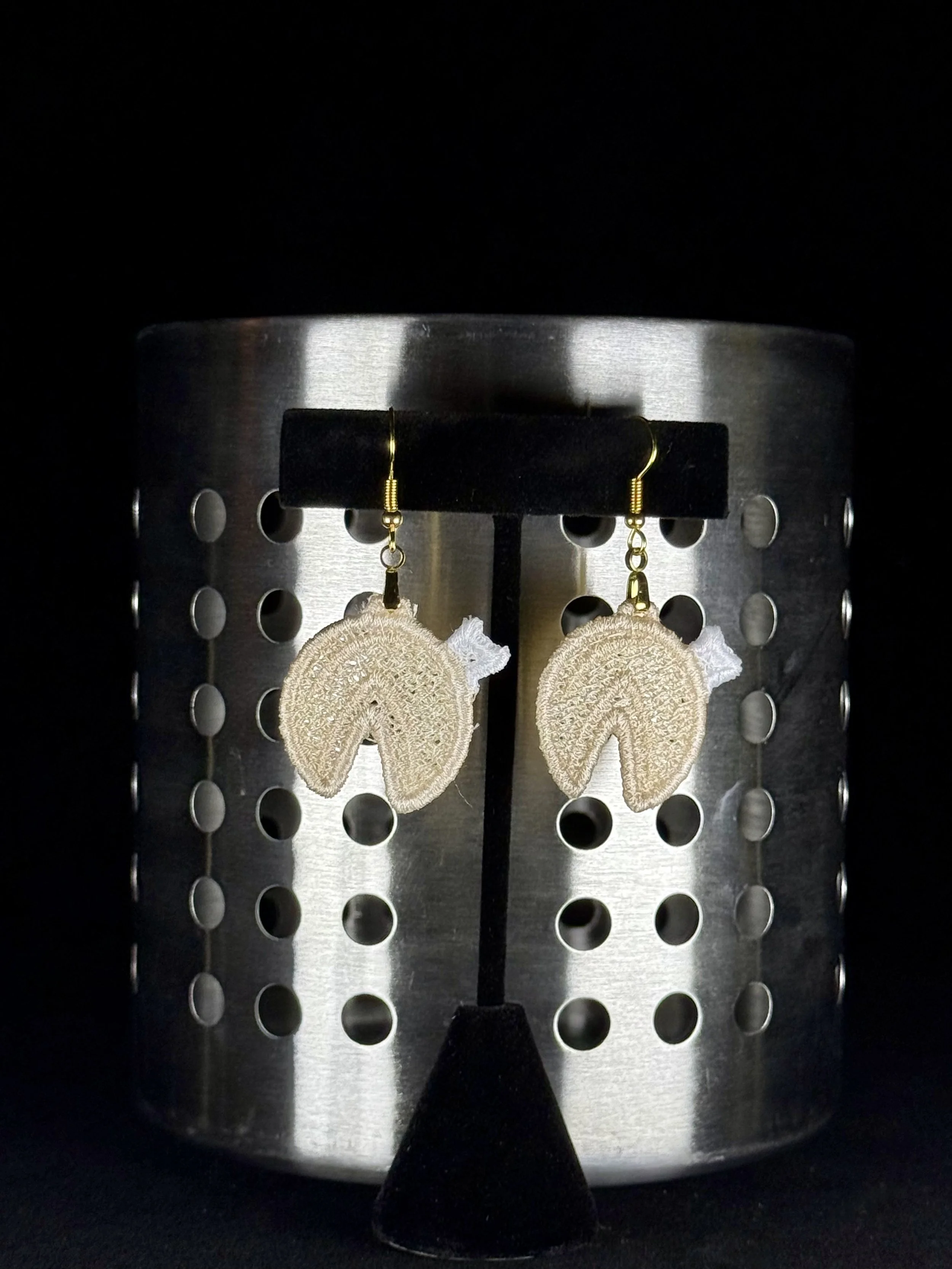 Fortune Cookie Free-Standing Lace Earrings
