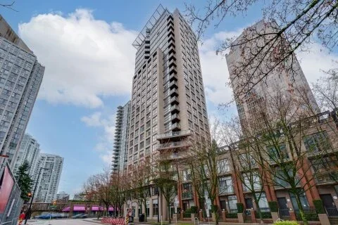 305-989-beatty-street-vancouver-R3085357-1-p480.webp