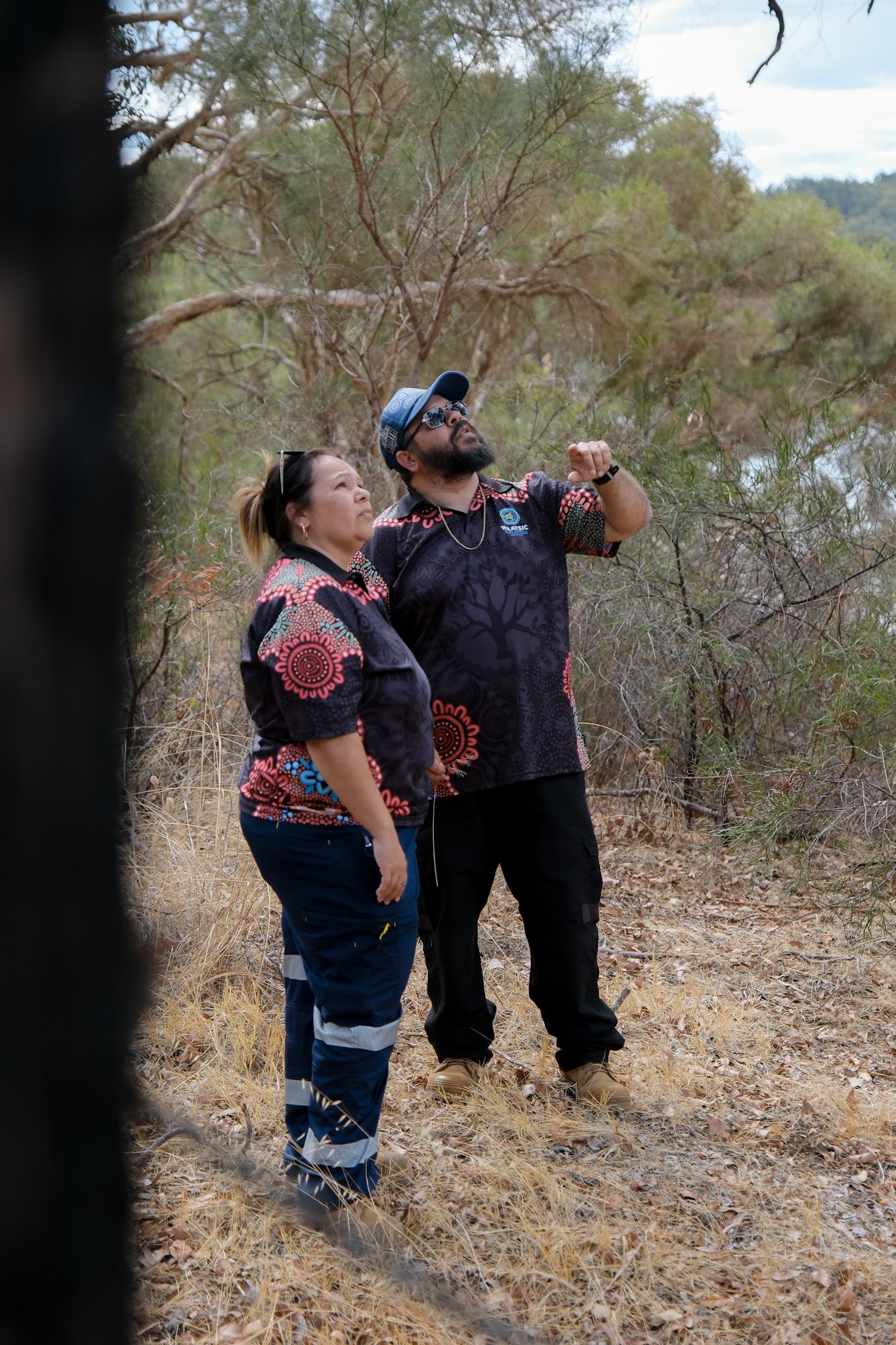 waroona-aboriginal-culture-workshop-community-organisation-junior-ranger-welcome-smoking-ceremony-bindjareb-boodja-noongar-elder-western-australia-south-west