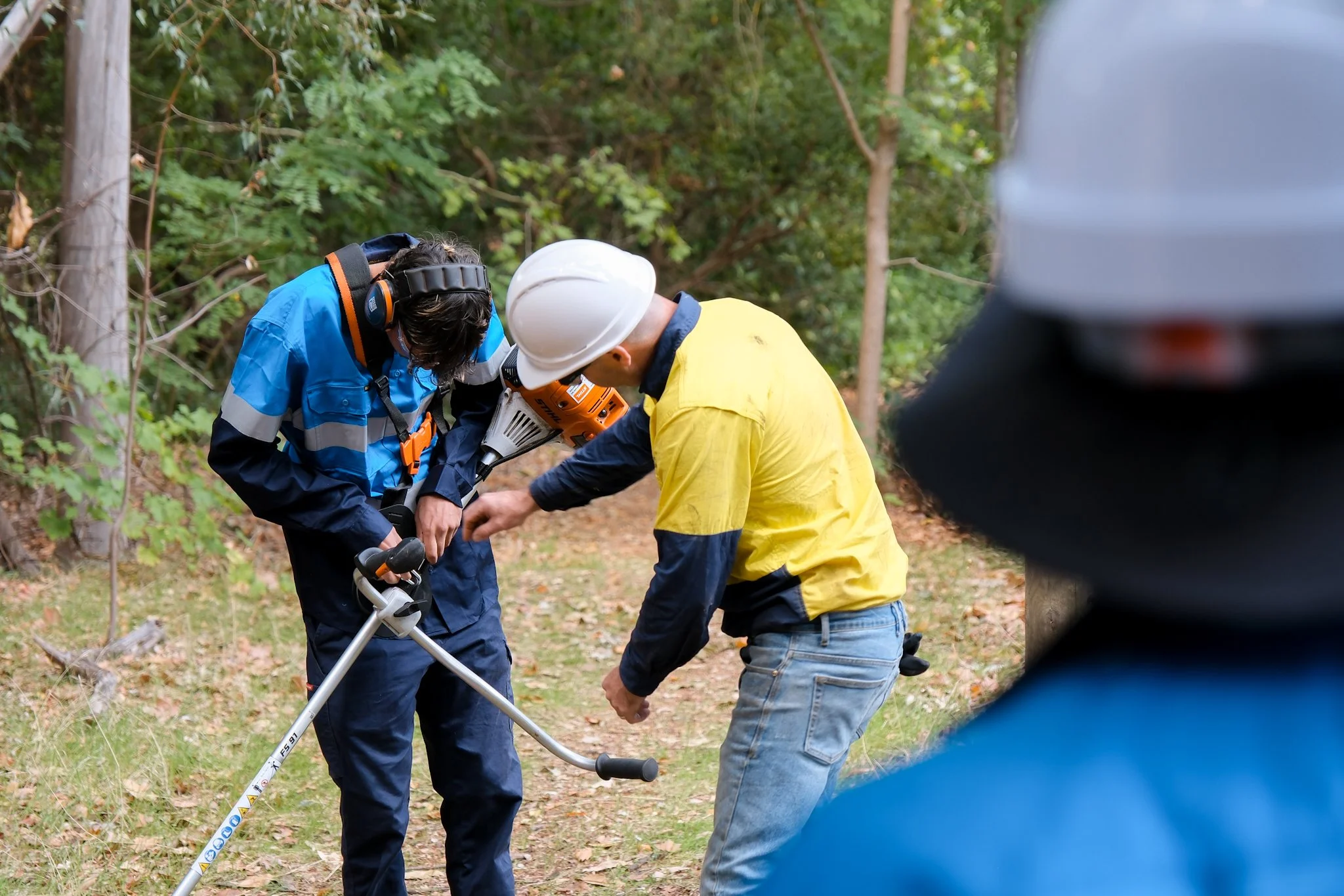 waroona-aboriginal-culture-workshop-community-organisation-junior-ranger-welcome-smoking-ceremony-bindjareb-boodja-noongar-elder-western-australia-south-west.jpg