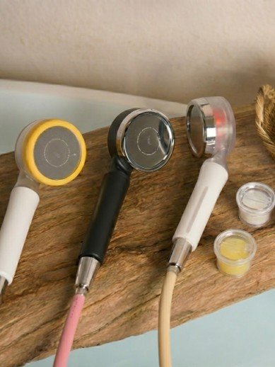 Waterwel vitamin C shower head with filter capsule in three colour options