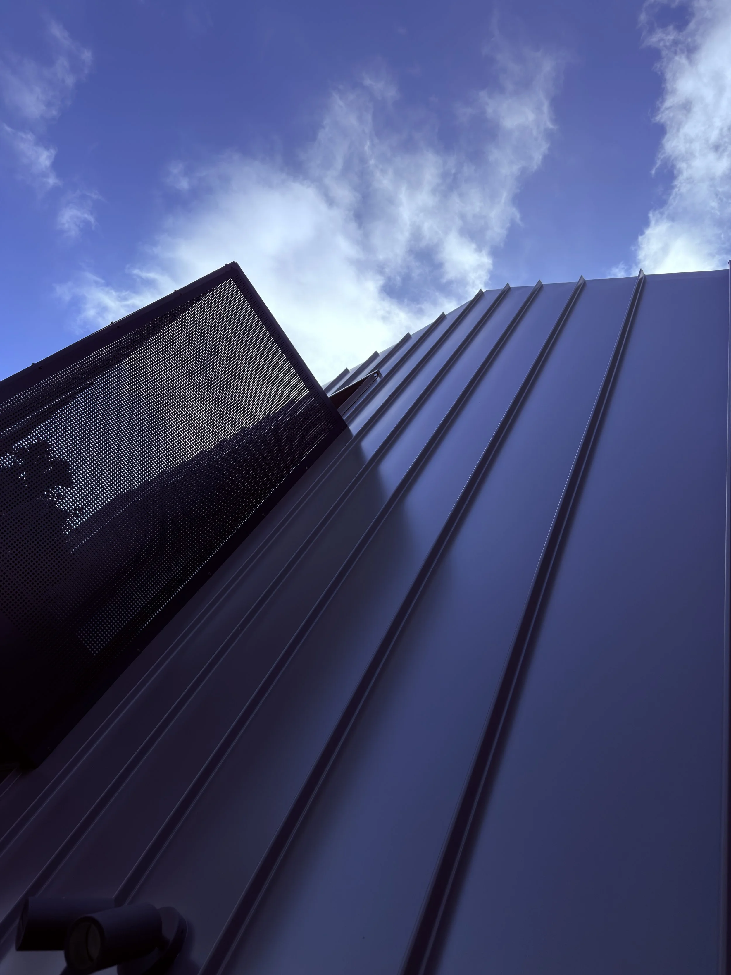 Studio Jacobson is a Melbourne-based creative studio founded by Danny and Mary Jacobson — an industrial designer and an architect-interior designer — who share a belief that truly inspiring spaces are born from the intersection of art and design.