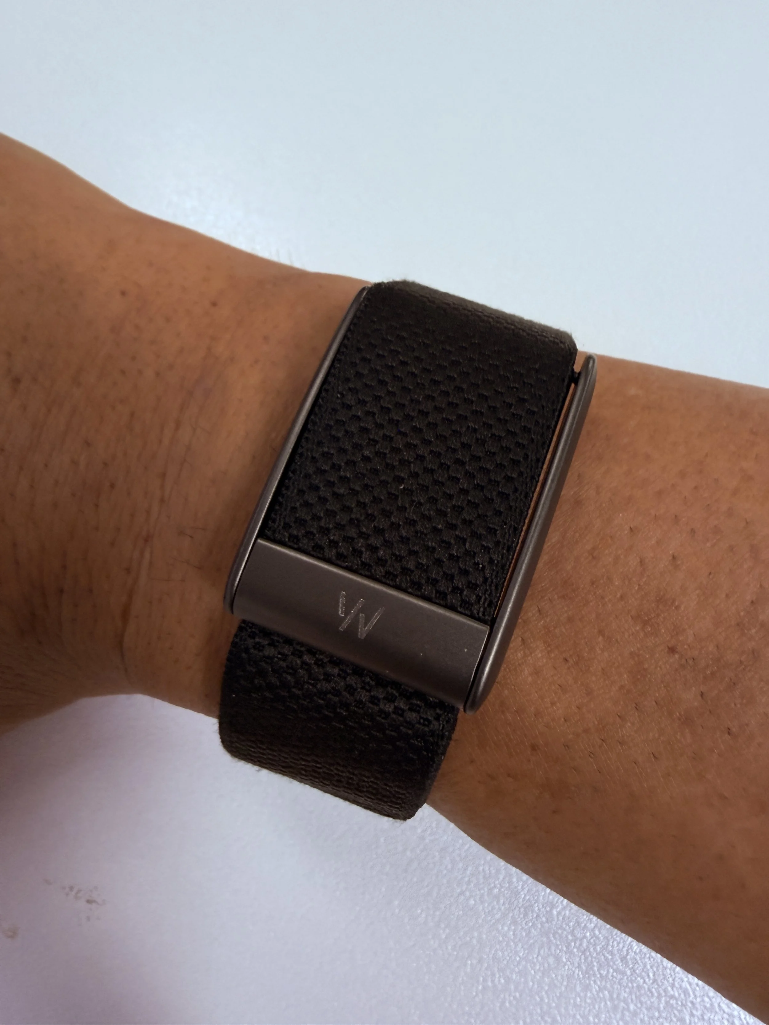 WHOOP 5.0 Review: The Wearable That Thinks It’s a Doctor (And Kind of Is)