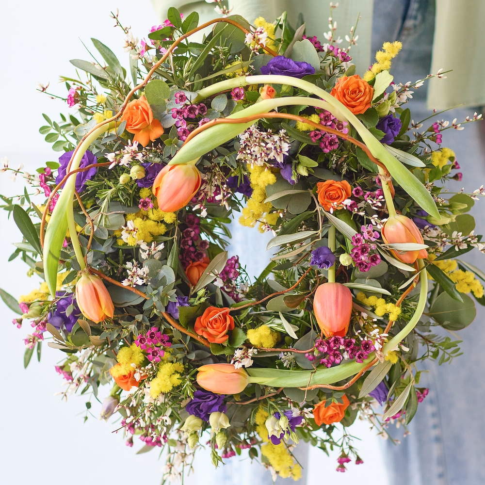 Vibrant Spring Wreath.png
