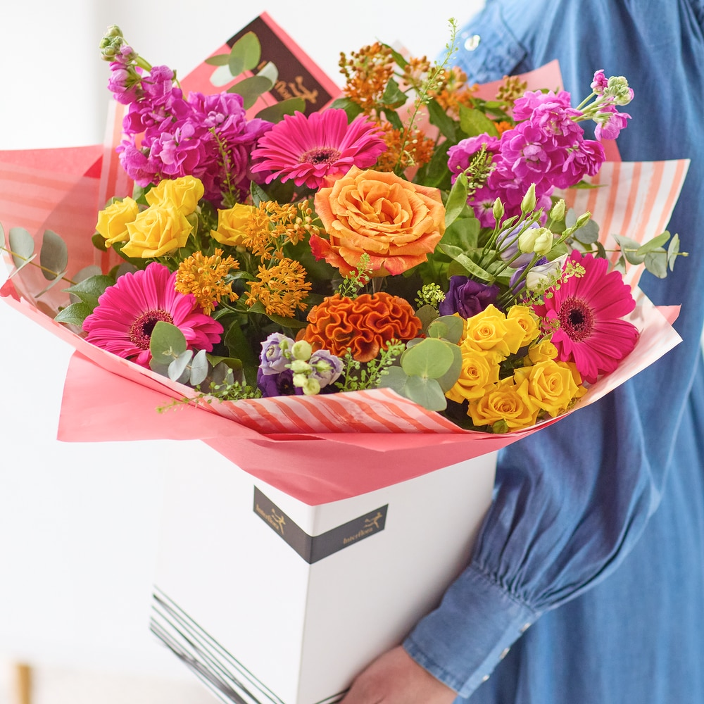Deluxe Bright Bouquet.png
