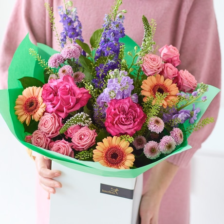 Lavish Bright Bouquet.png