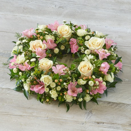Soft Pastel Wreath.png