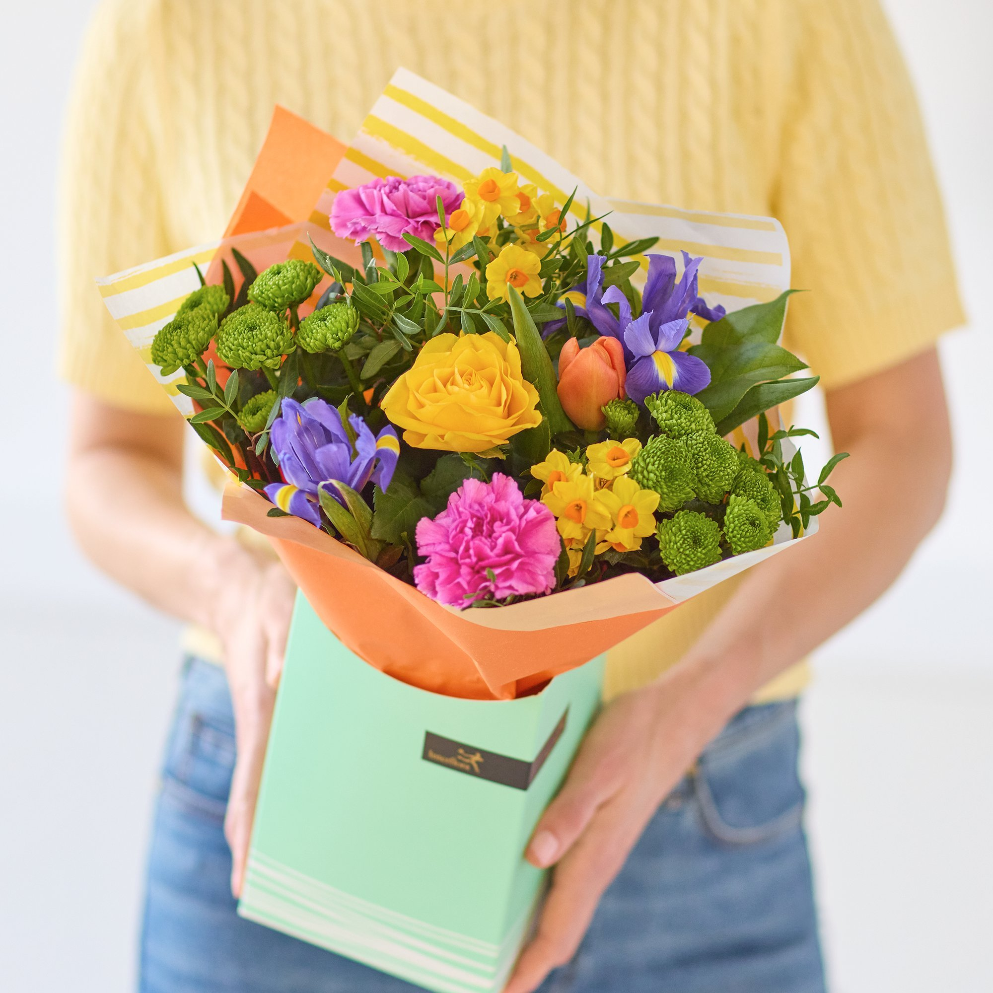 Cute Colours Spring Gift Box.png