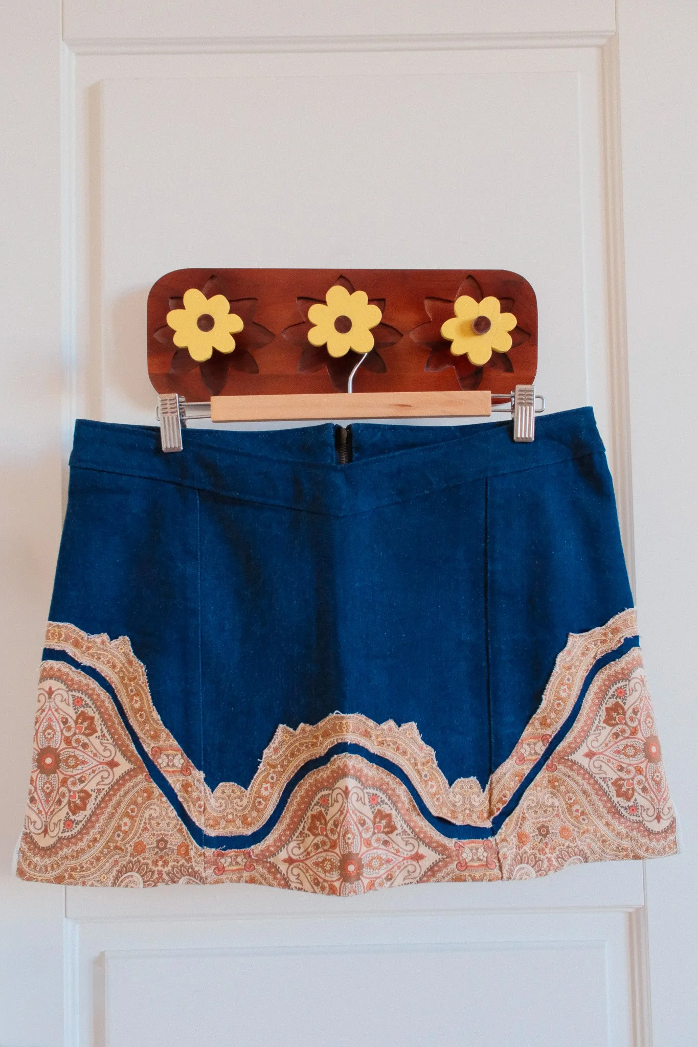 CASHMERE SKIRT