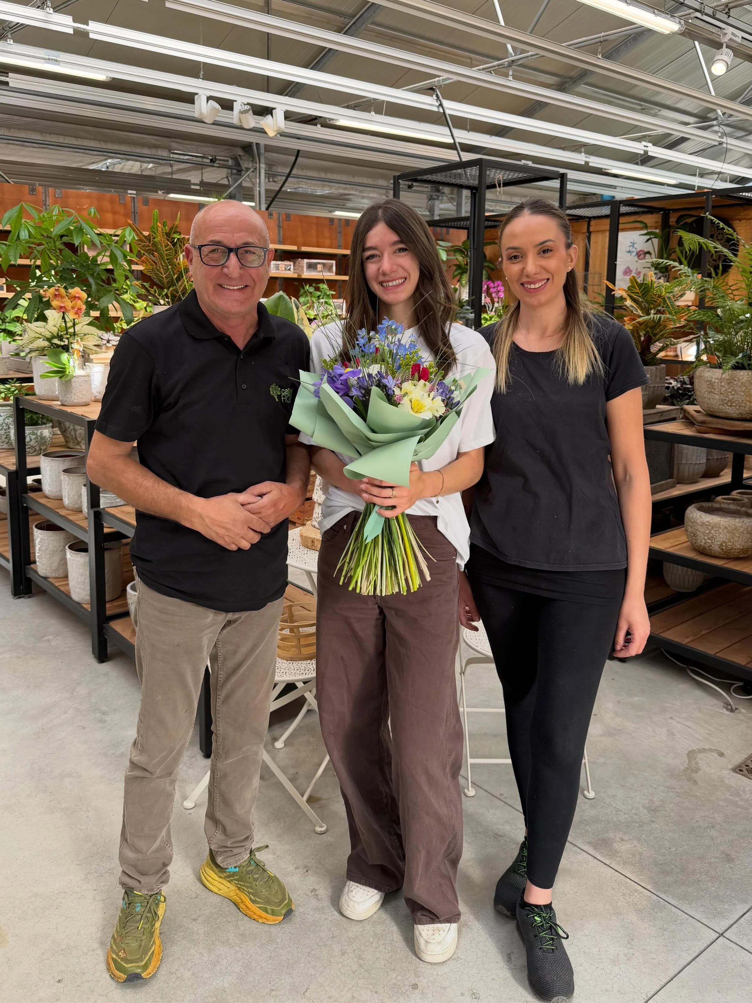 Grazie a @laranakigutmann per essere passata a trovarci oggi! 
Campionessa olimpica di pattinaggio artistico su ghiaccio, Lara &eacute; anche madrina d&rsquo;eccezione per la pianta dell&rsquo;anno, l&rsquo;Euregina &lsquo;Springstar&rsquo;! 🤩🌸🌼 
