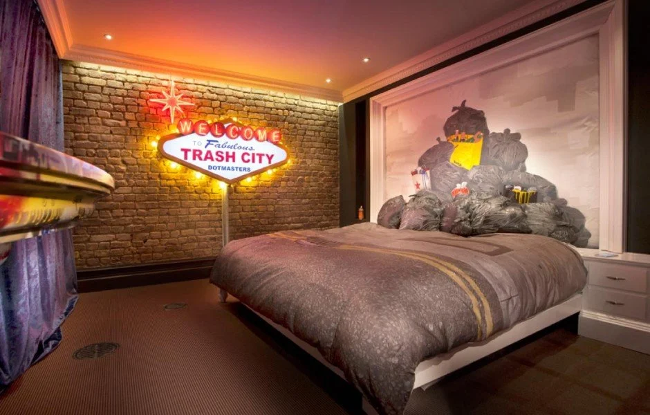 trash-city-suite-exhibitionist-hotel-london.jpg.jpg