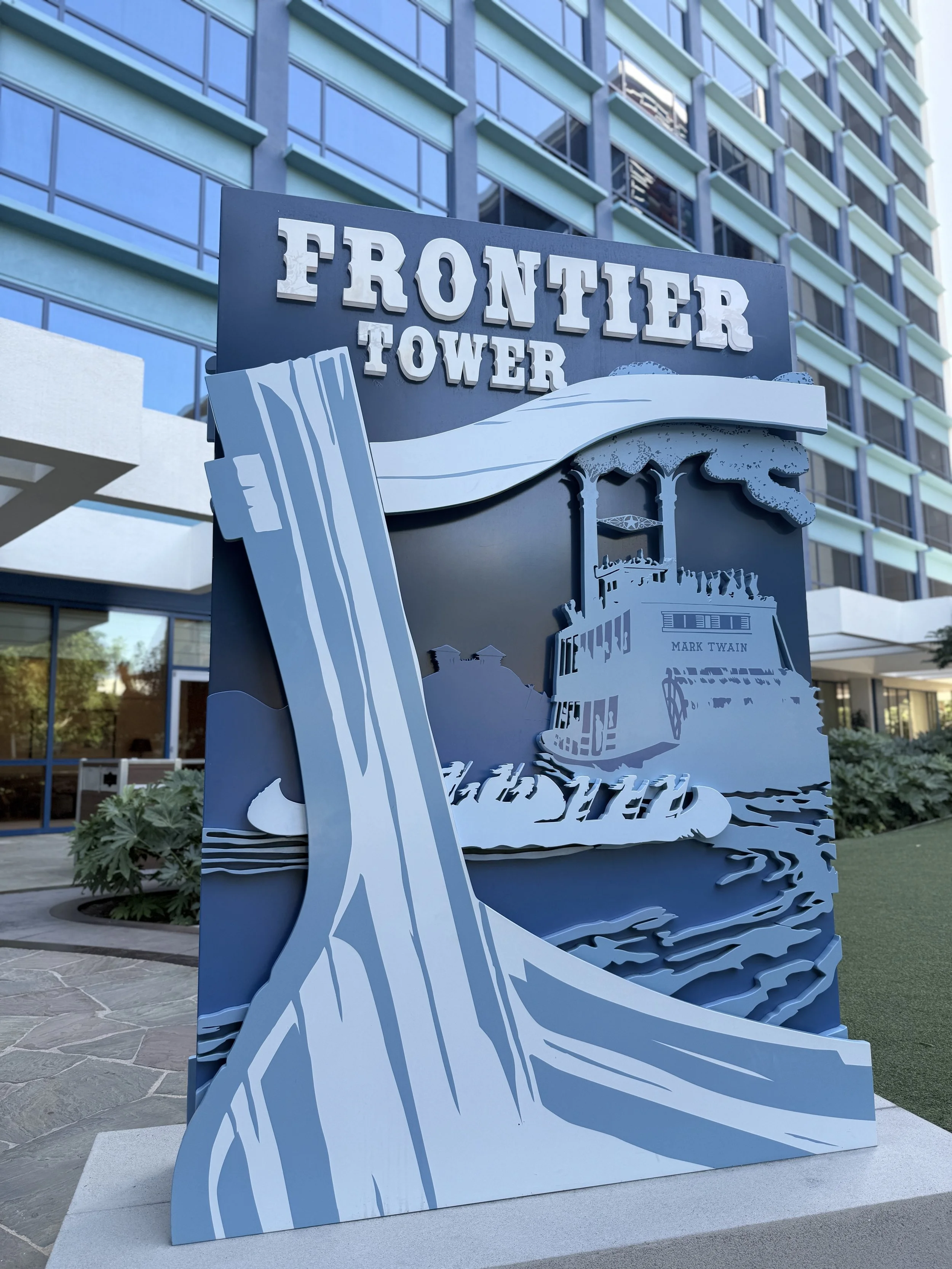 frontier-tower-disneyland-hotel-disneyland-california..JPEG