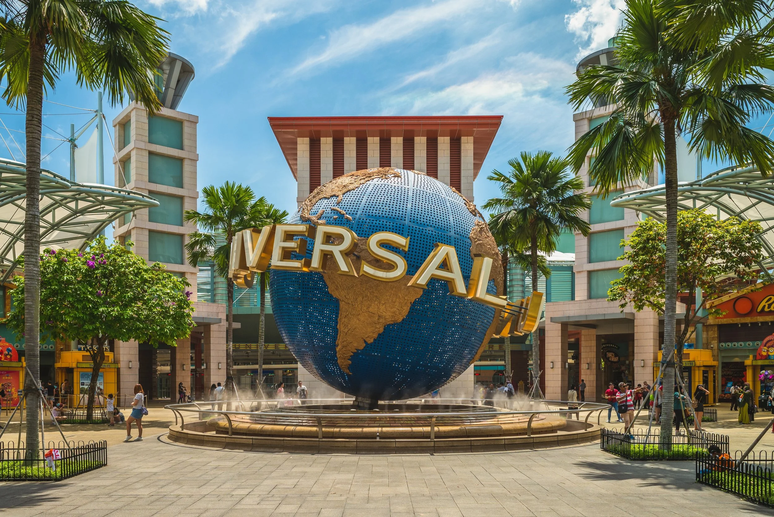 universal-studios singapore globe at resorts world sentosa entrance