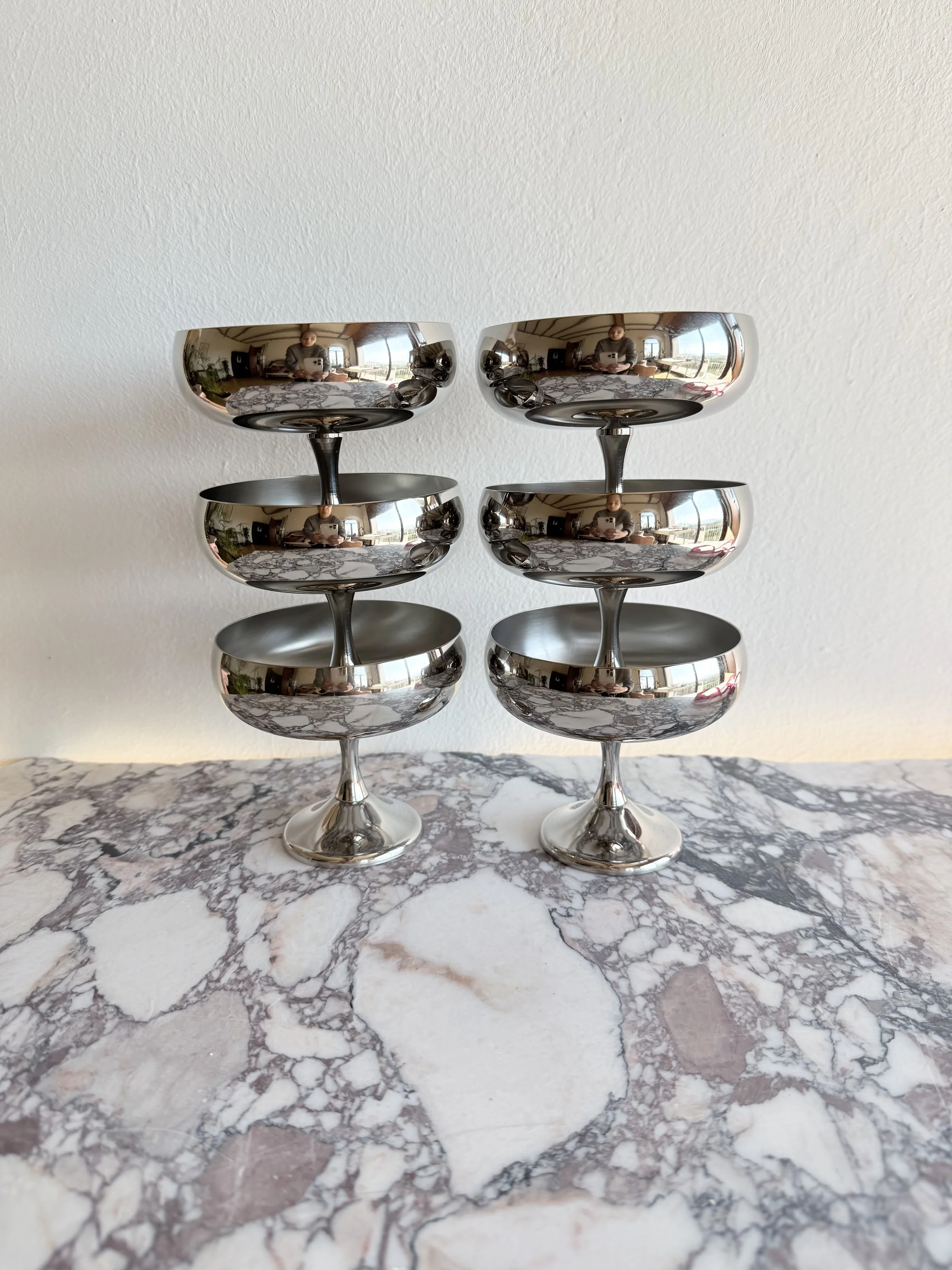 AMC TULIP STEM DESSERT COUPS 2.jpeg