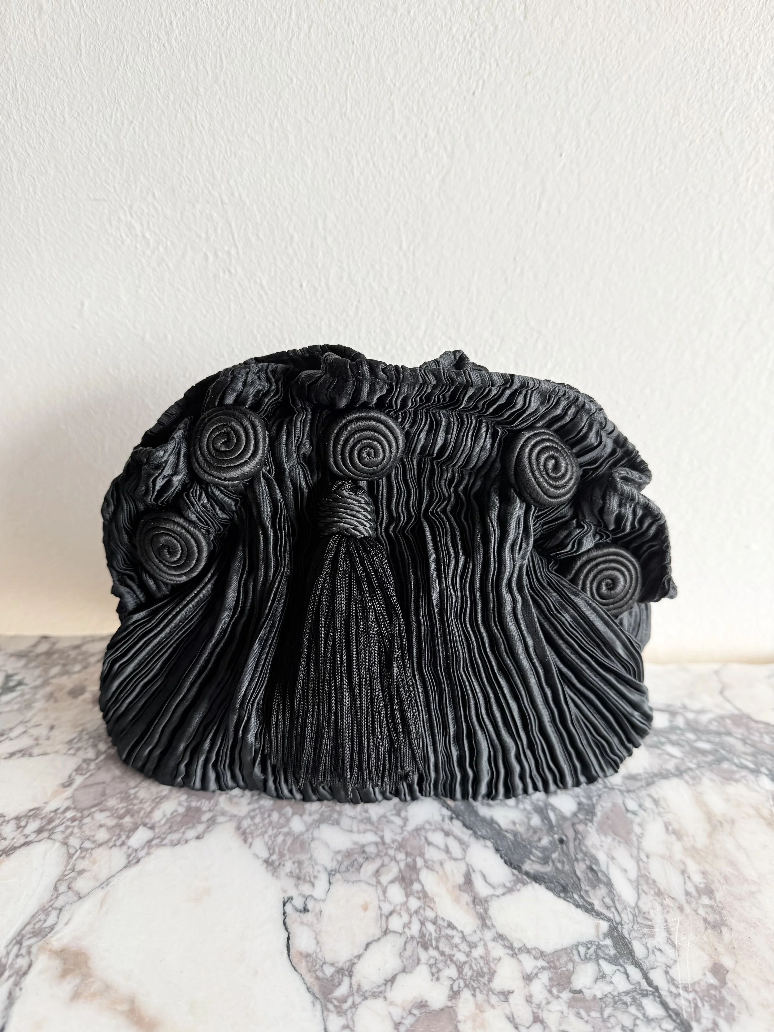 Scheilan Firenze Plissè Tassel Bag 1.jpeg