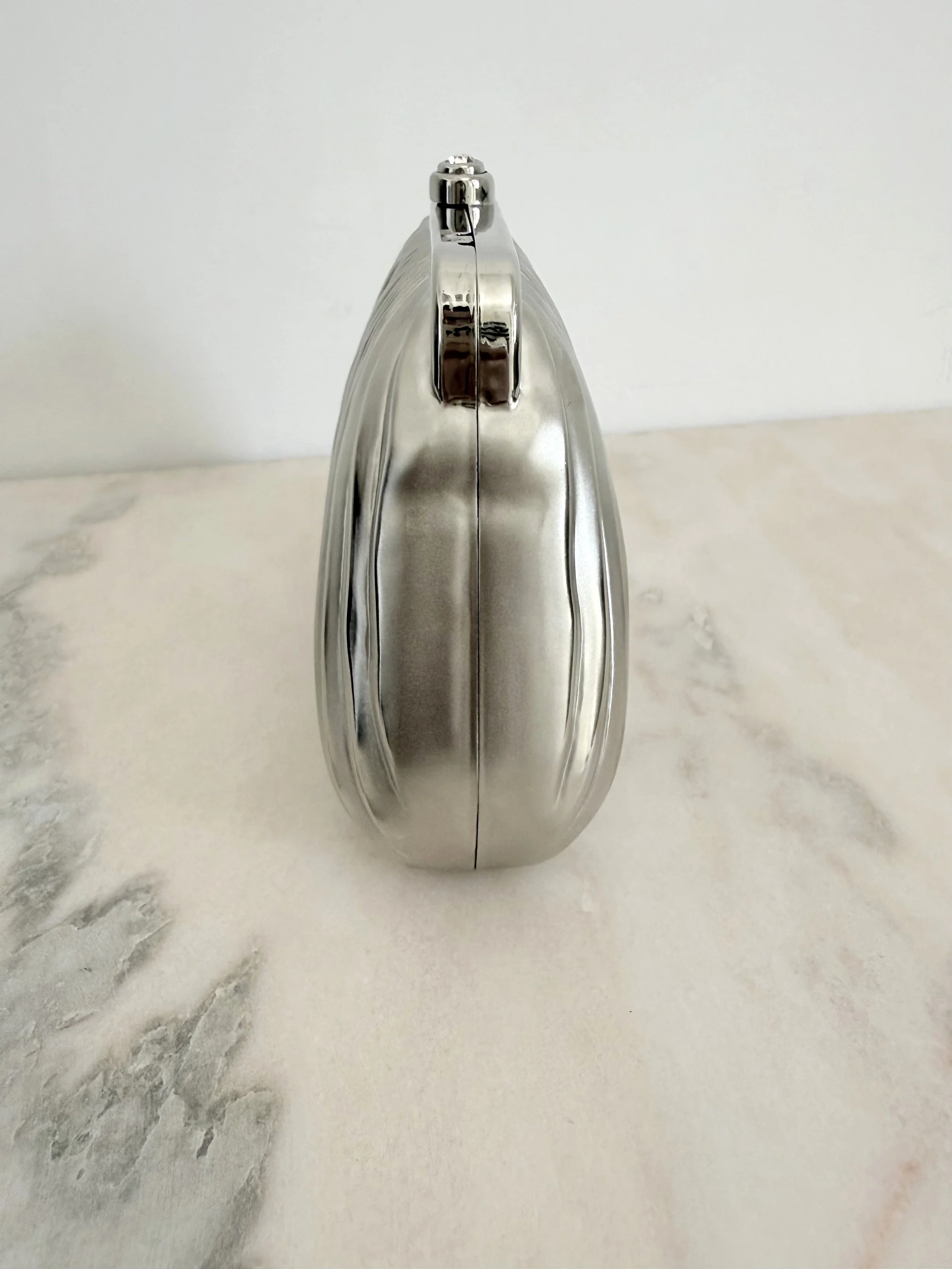 SCHEILAN FIRENZE SILVER CLUTCH WITH ORIGINAL BOX 10.jpeg