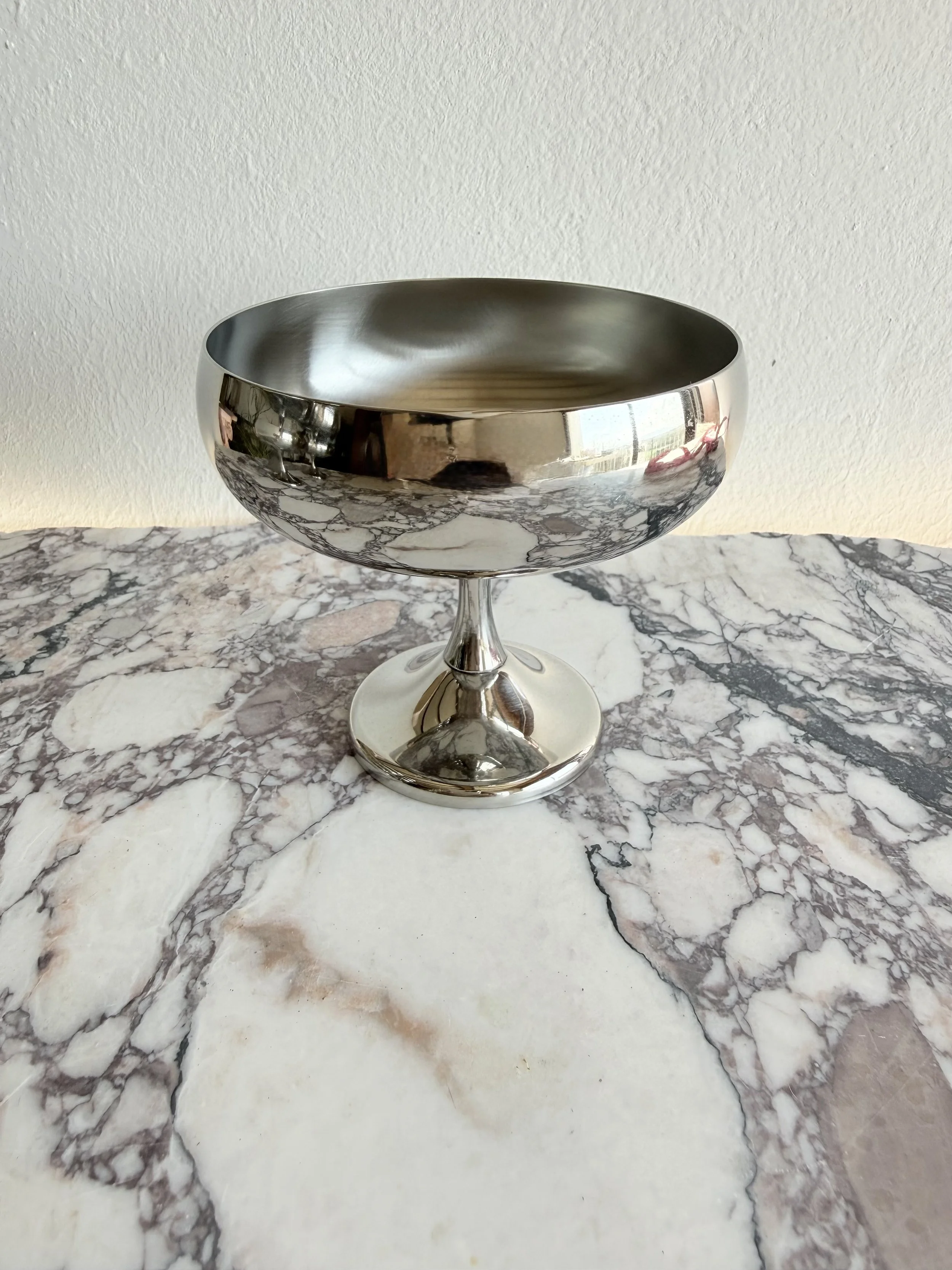 AMC TULIP STEM DESSERT COUPS 1.jpeg