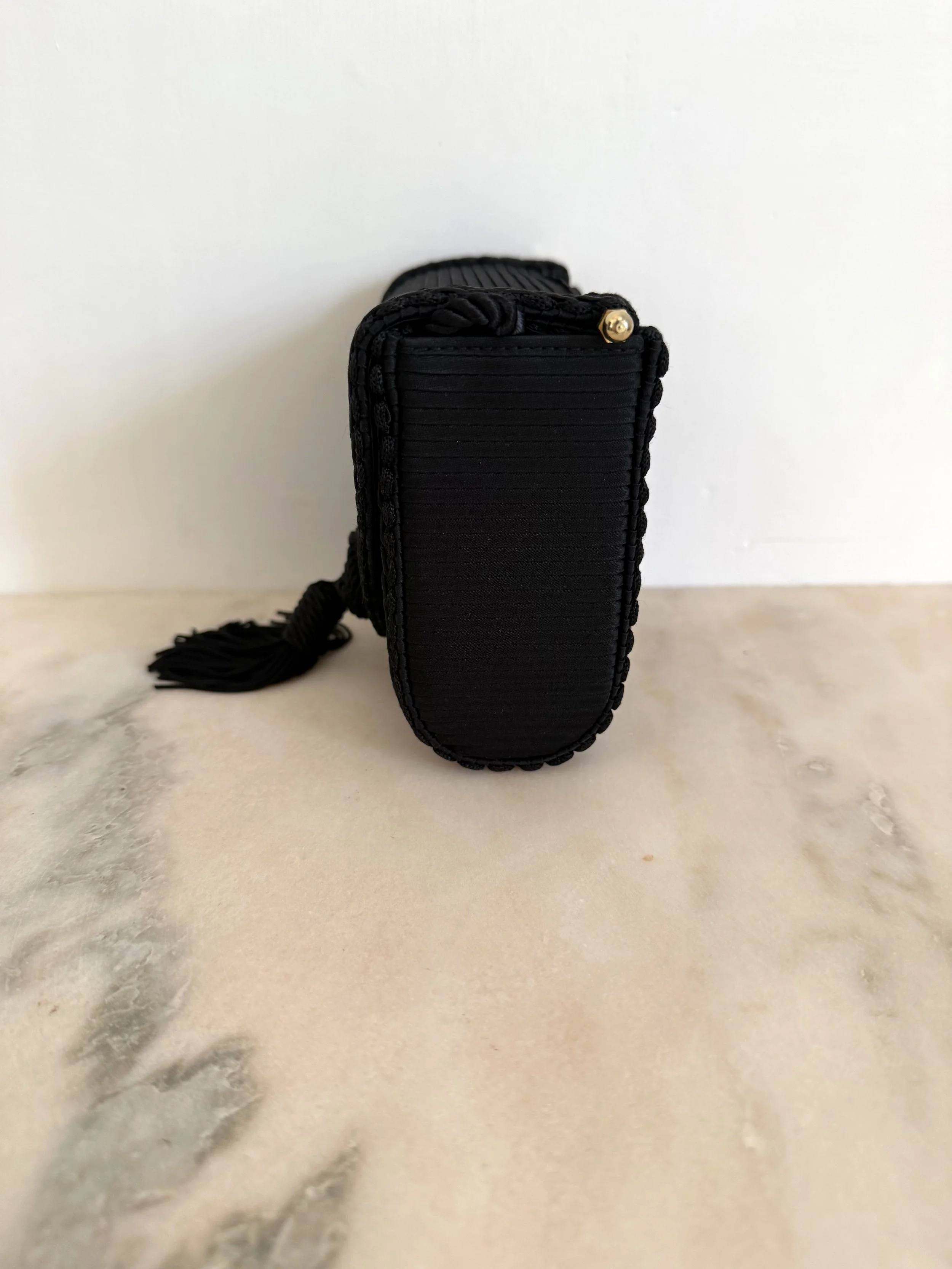 ART DÉCO PLEATED CLUTCH 4.jpeg (copia)