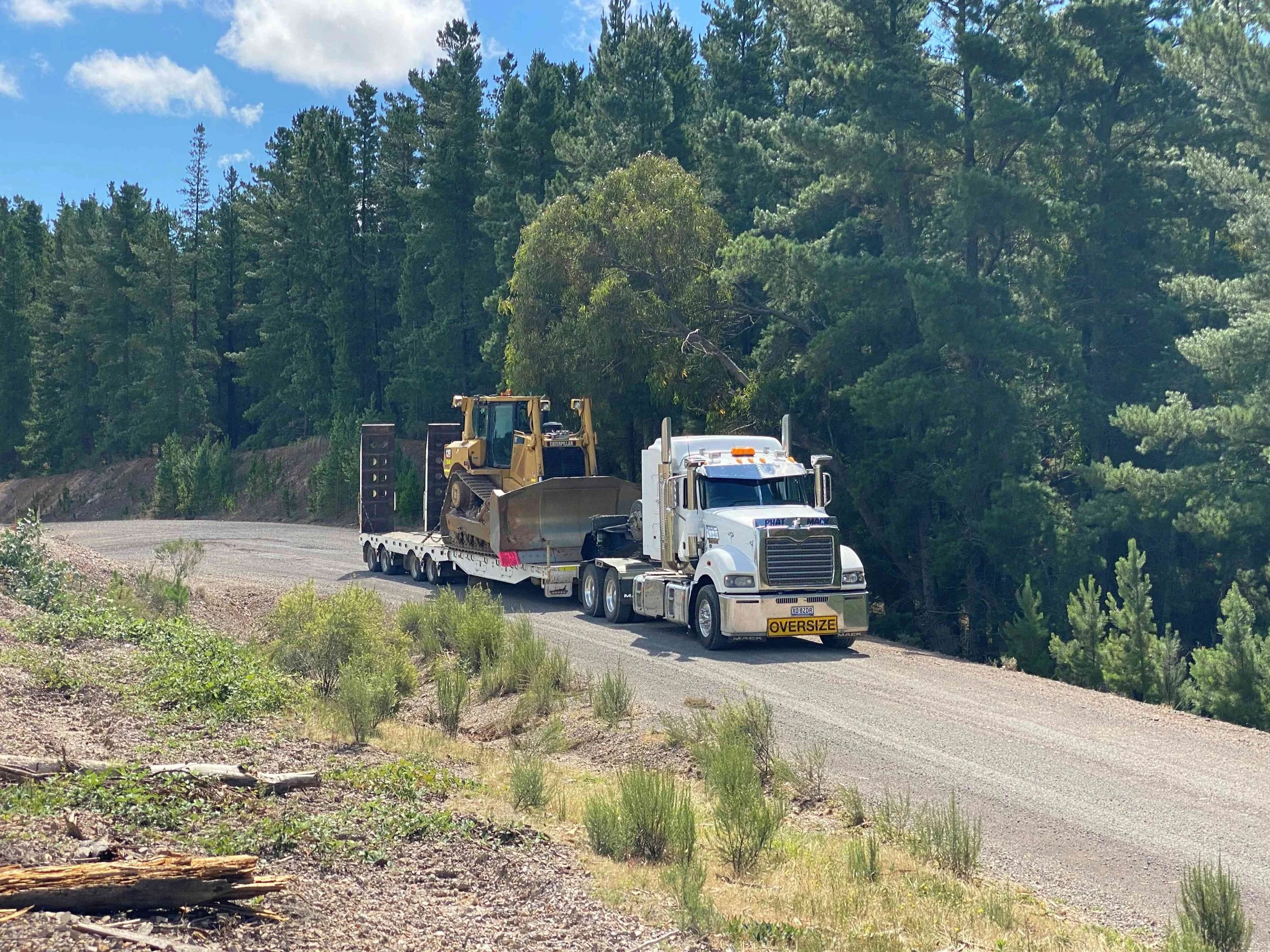 Heavy haulage and transport of machinery for civil earthworks and infrastructure projects