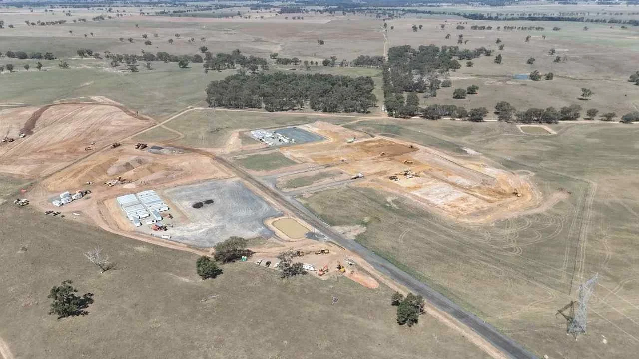 Earthworks and civil construction for Consolidated Power renewable energy project at Bellambi Heights.