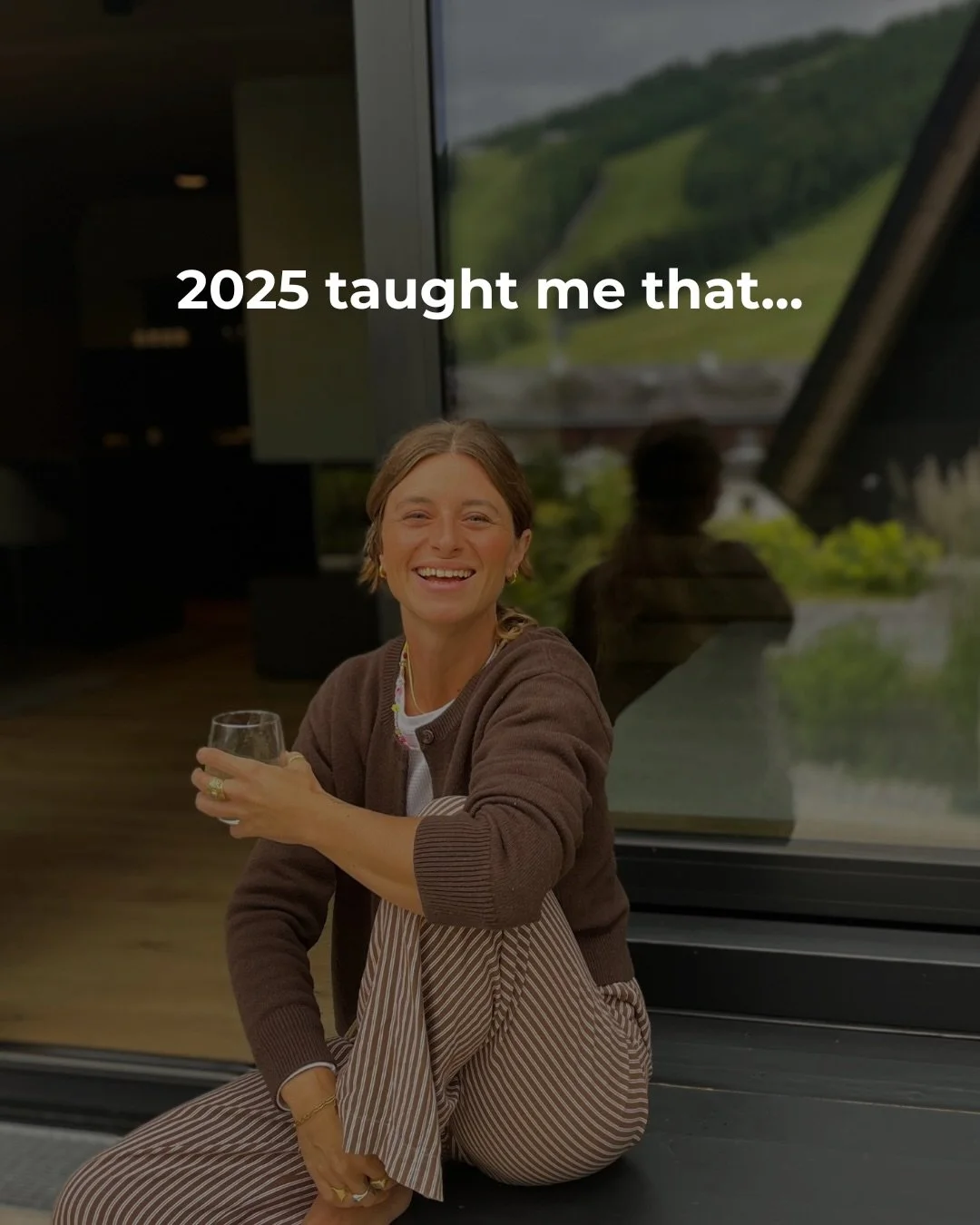 2025 felt like 9 years in one. 
it was one of a kind (luckily, because it was extremely painful and powerful and I decide to have more fun and ease in 2026) 💫  I reflected a lot in different ways and surroundings the last days and hallelujah, this y