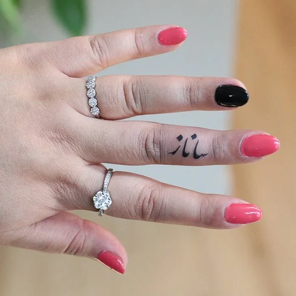 tatovering-lettering-finger-tekst.jpg