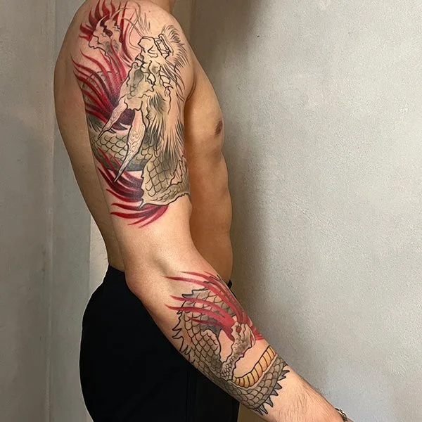 tatovering-japansk-sleave-darge-gonn-rod.jpg