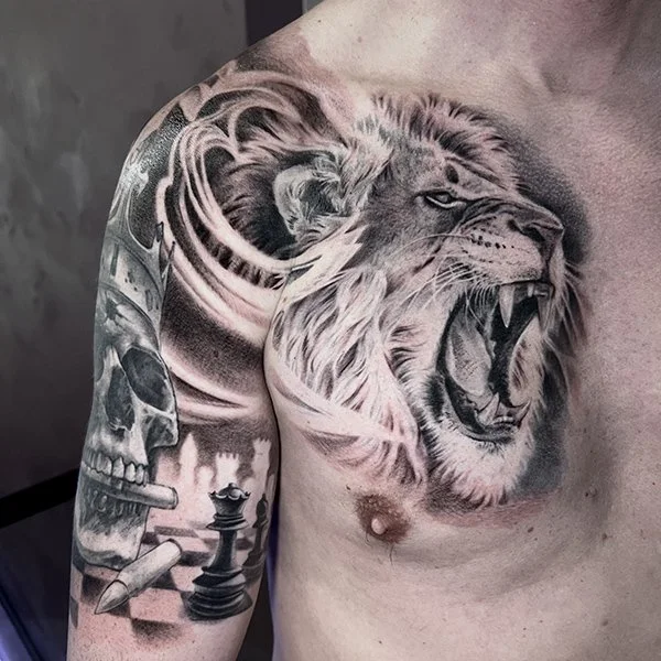 tatovering-realisme-arm-bryst-love.jpg