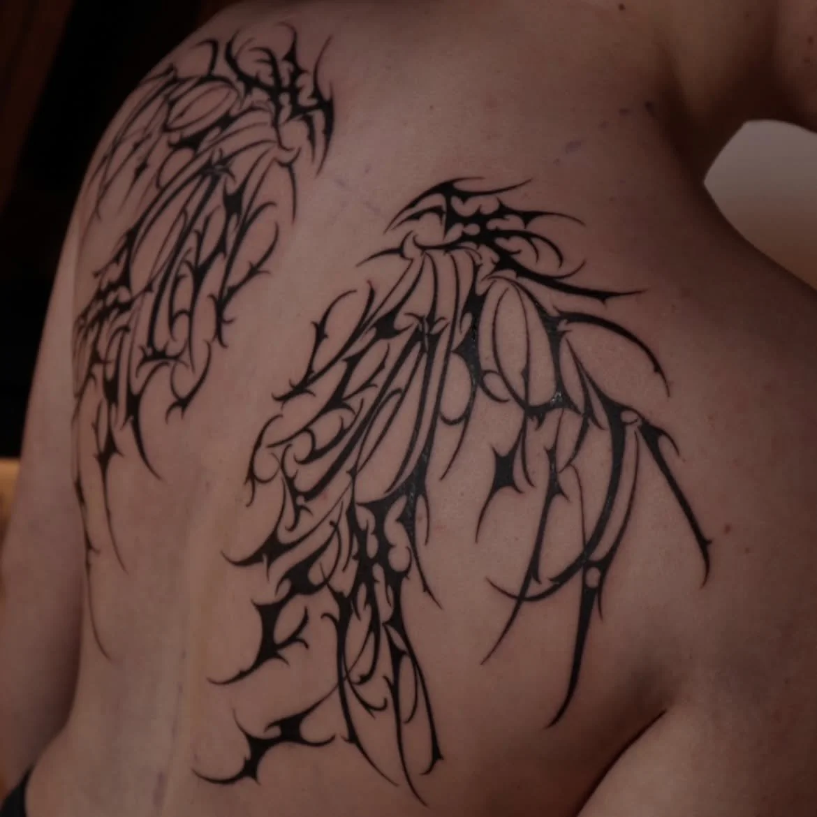 tribal tattoo rygg
