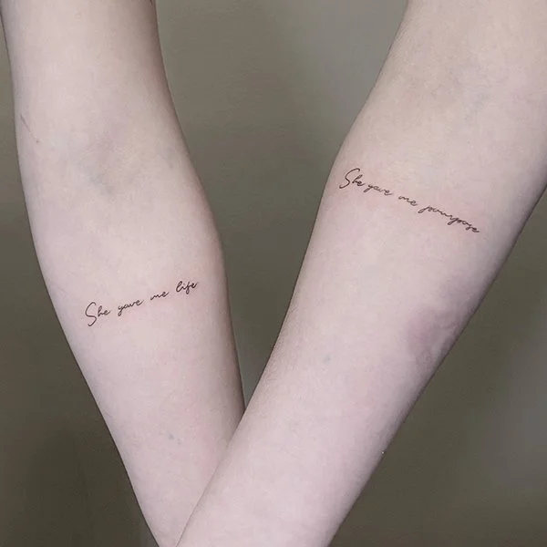 tatovering fineline underarm tekst