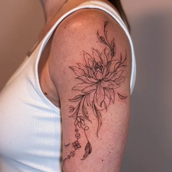 tatovering-floral-overarm-lotus.jpg