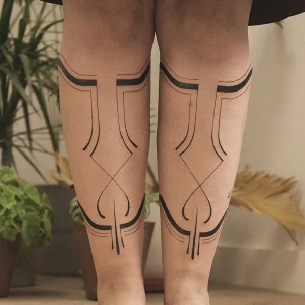 tatovering-ornamental-legger-symetrisk.jpg