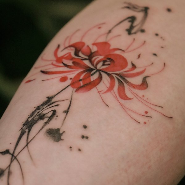 oslo-tattoo-artist-frida-tatovering-fargetatovering-blomst
