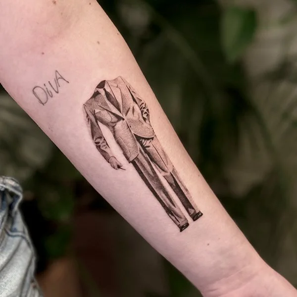 tatovering-mikrorealisme-underarm-herredress.jpg