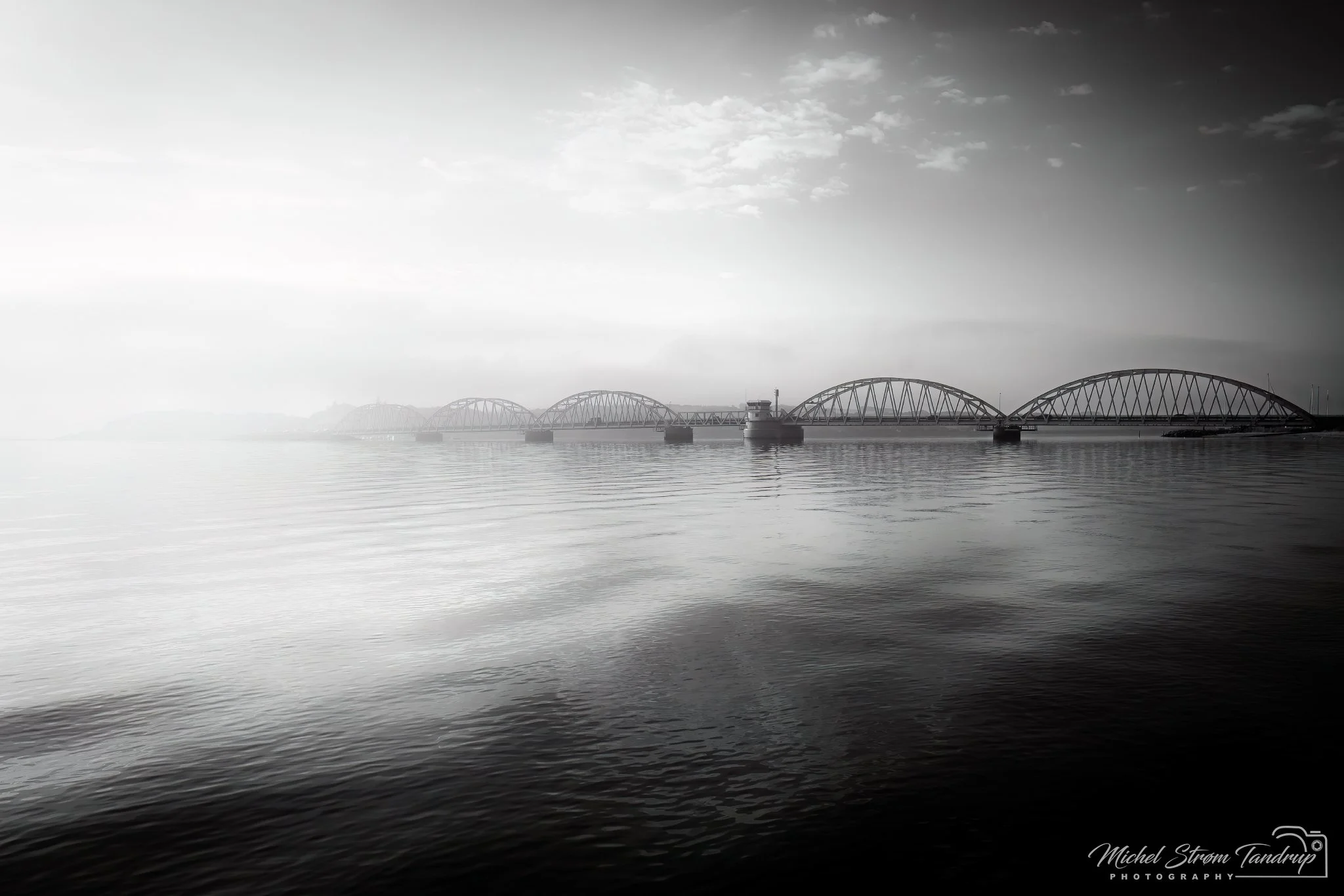 _DSF0821-2-Edit._2048 long edge_2048x1365_U_100.jpg