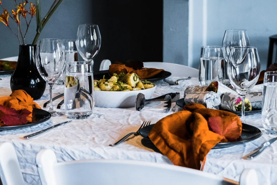 Event: Story Feast Minneapolis: A Dinner at the Weisman Art Museum