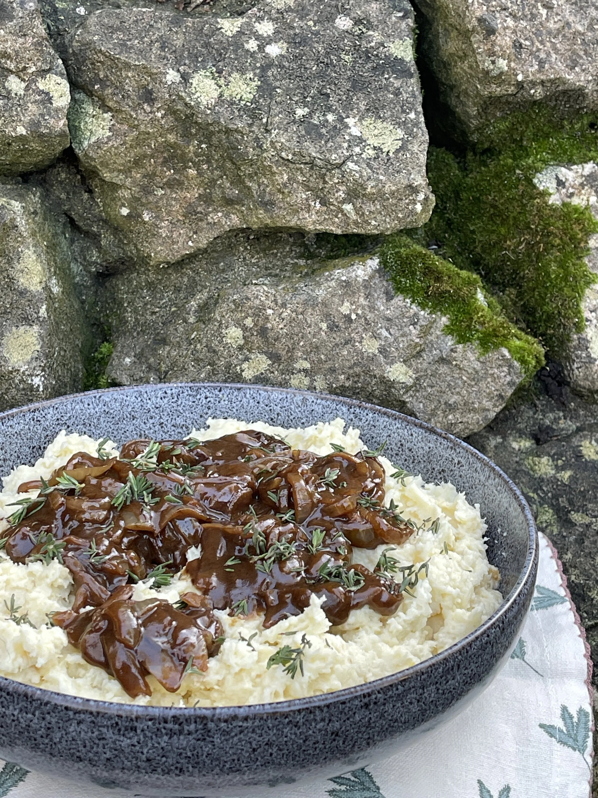 CREAMY PARSNIPS WITH WHISKEY-GLAZED ONIONS