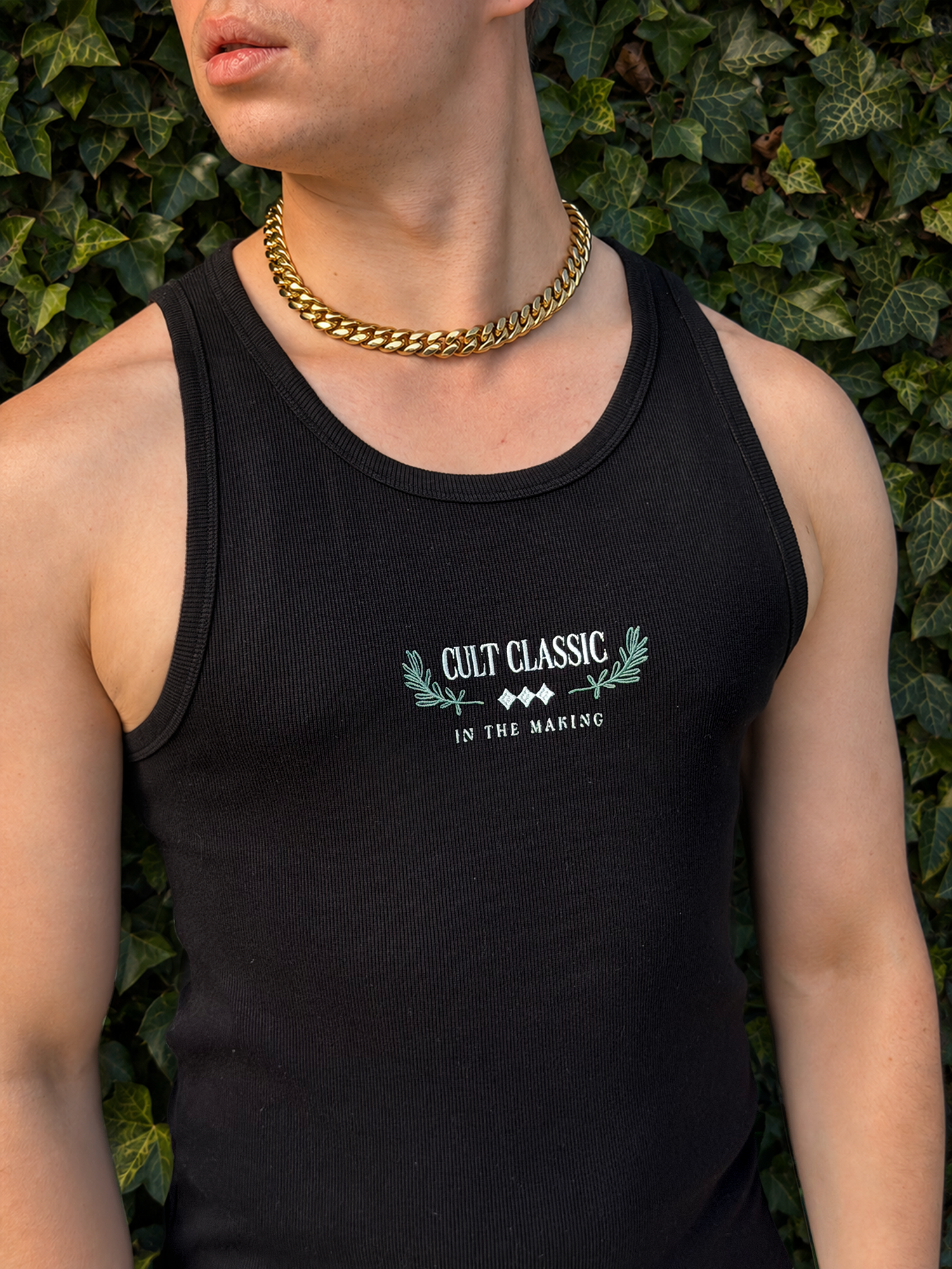 T021 CC BLK TANK ZOOM 1.png