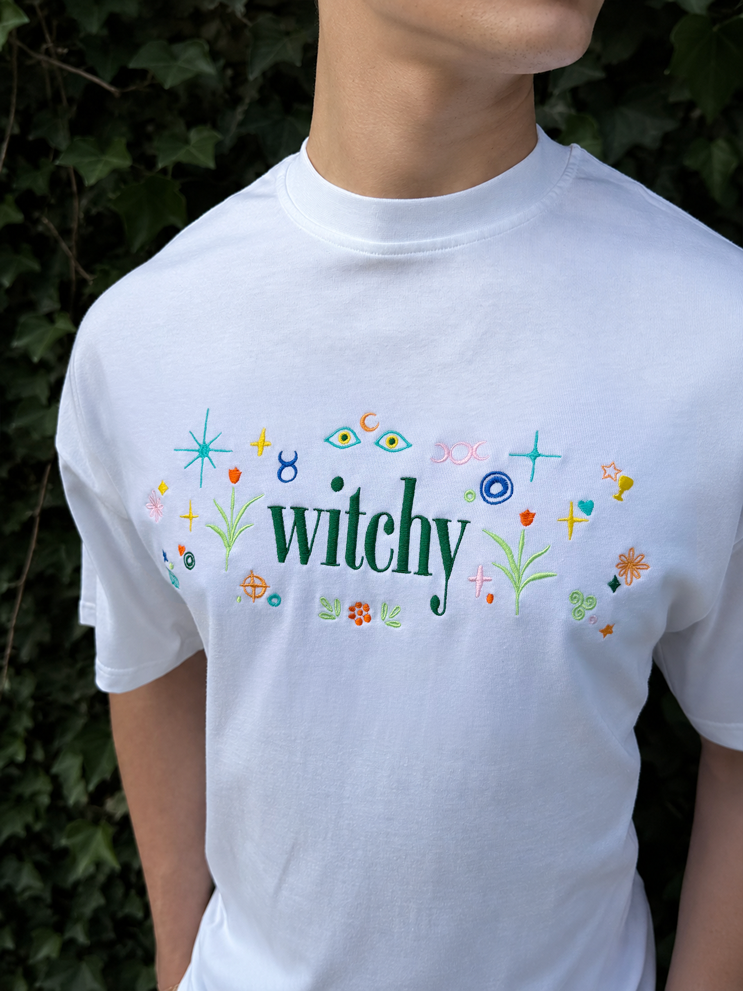 T015 WITCHY REG TEE ZOOM.png