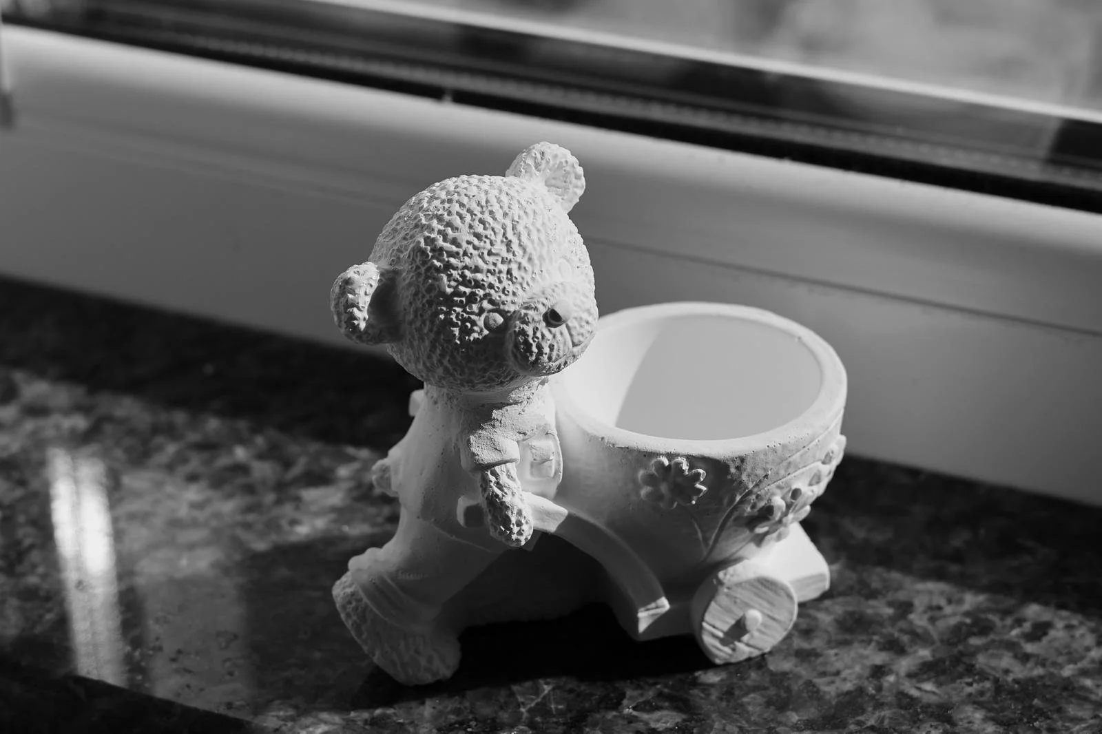 Работливото мече