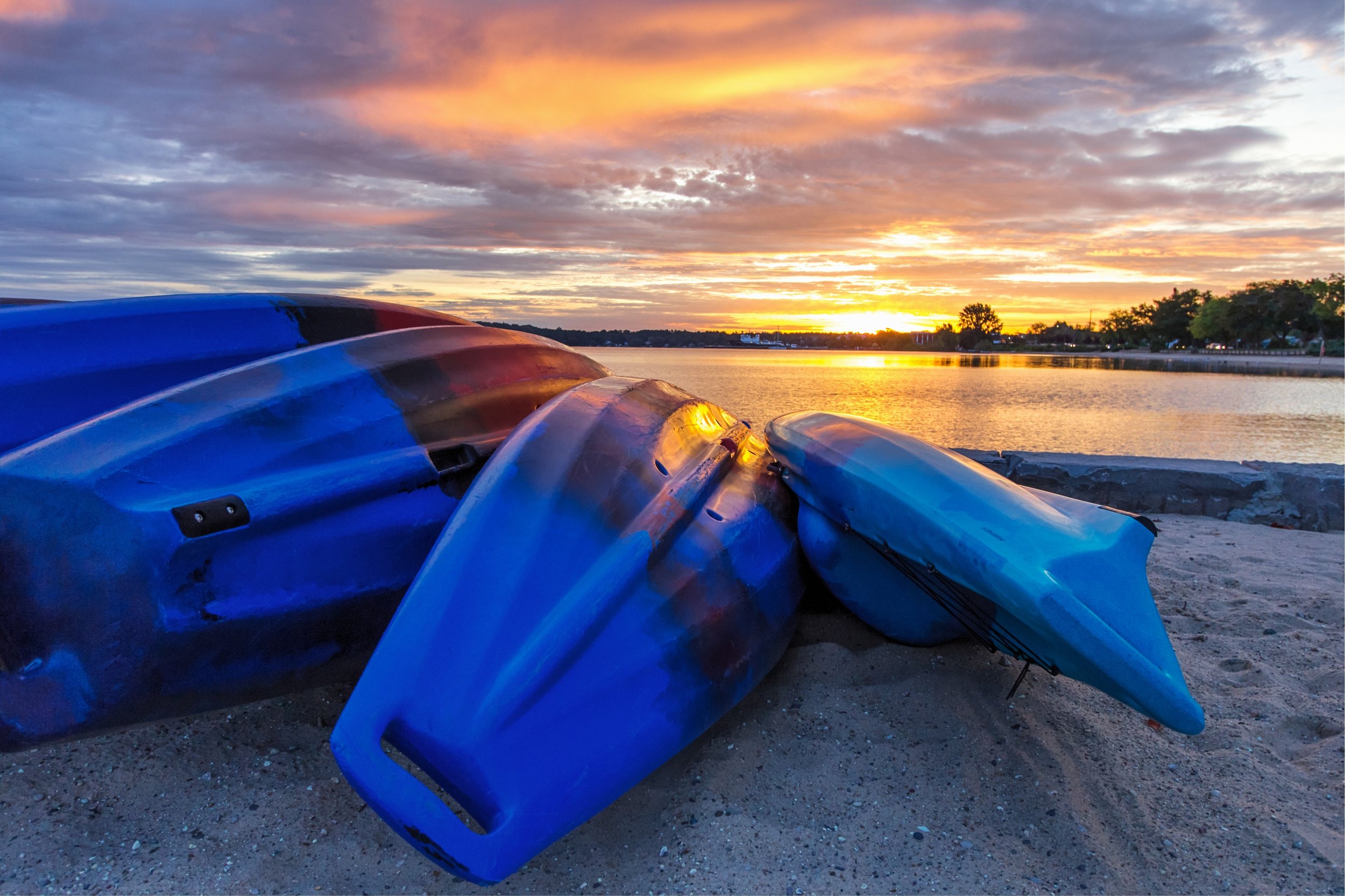 kayaks sunset.jpeg
