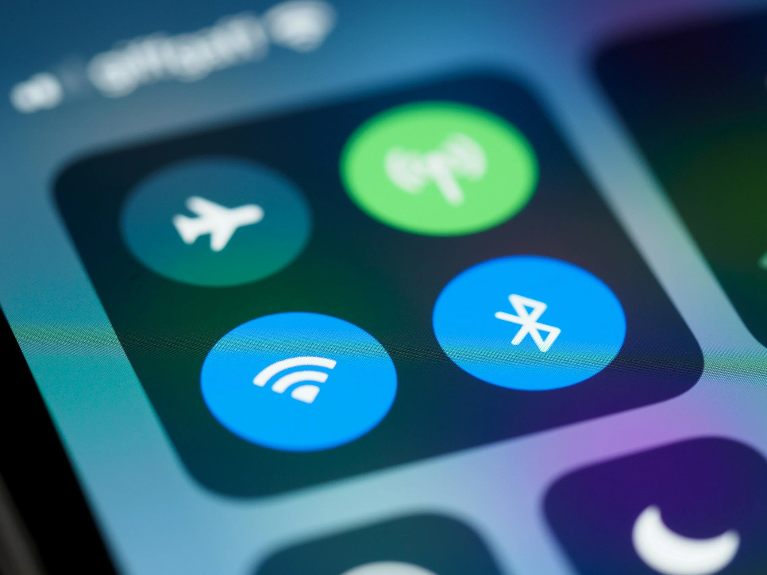The Strategic Role of Wi-Fi Offloading in Modern Carrier Economics