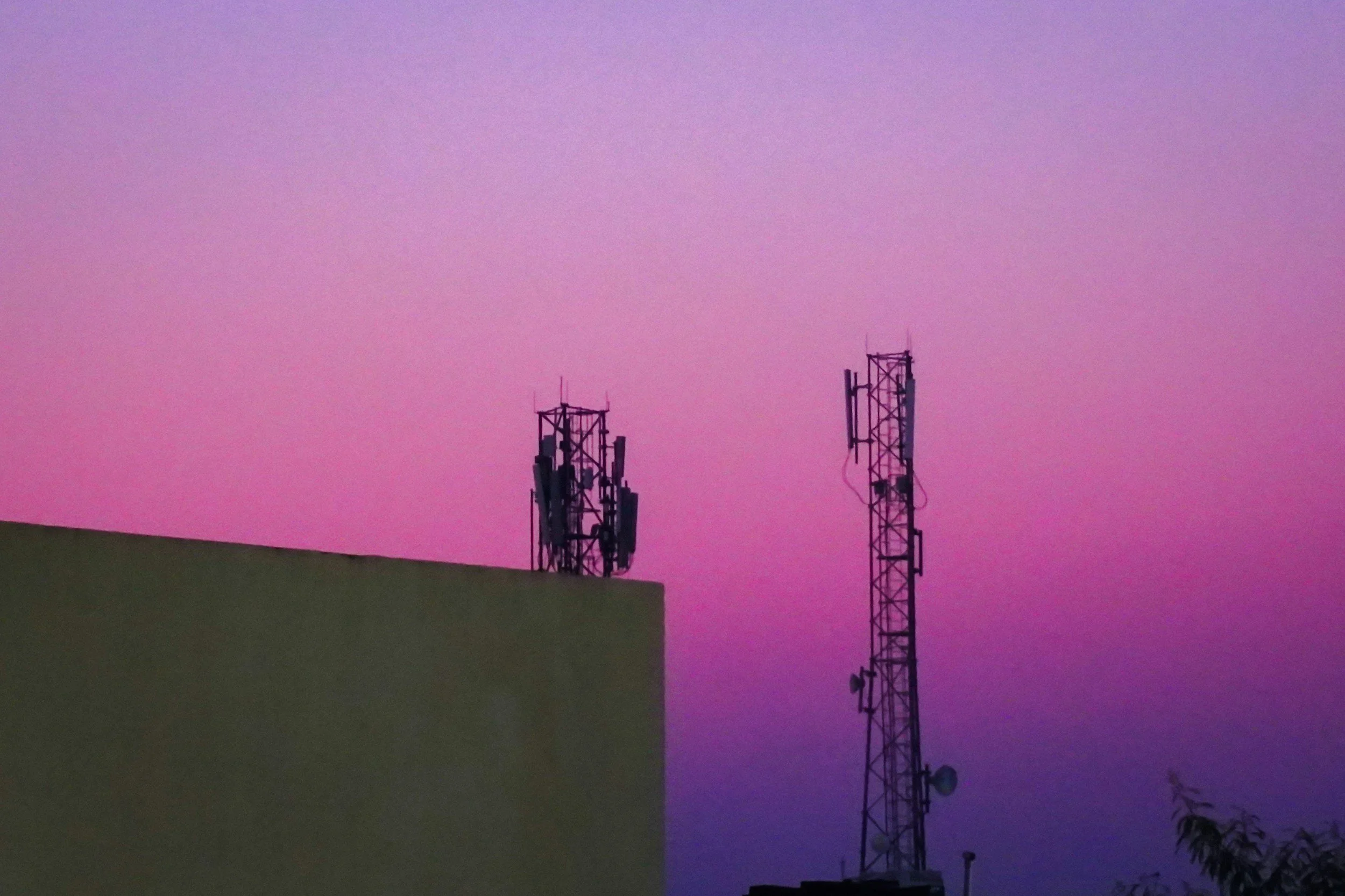 A Paradigm Shift in Wireless Infrastructure as AT&amp;T, Verizon &amp; T-Mobile Launch Joint Satellite Entity