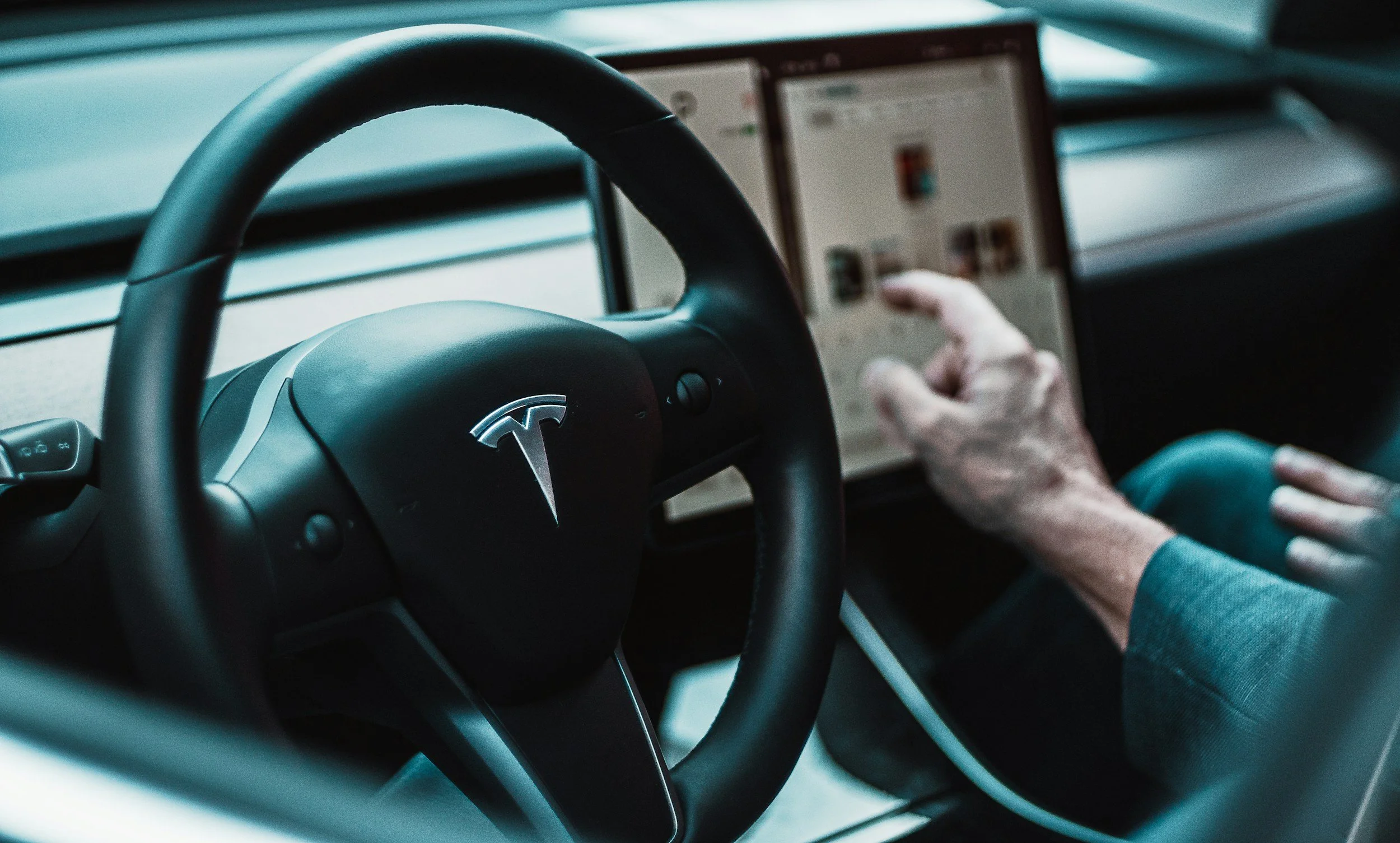 Tesla Has Just Introduced A New Supercharging Safety Feature 