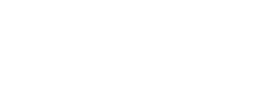 Logo blanc avec une voile stylisée à gauche et le mot 'boathouse' à droite sur fond noir.