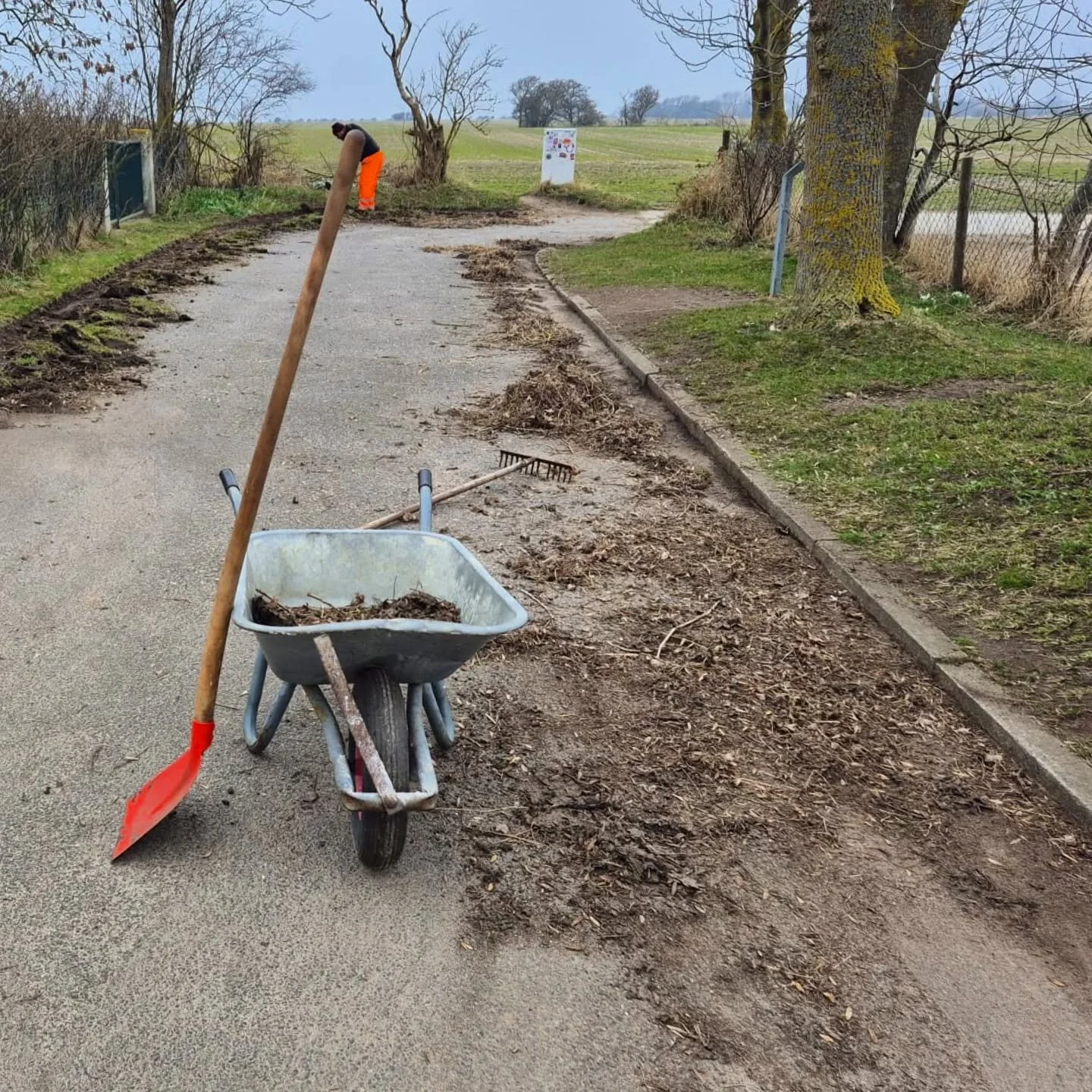 Die Vorfreude steigt! Wir machen einen gr&uuml;ndlichen Fr&uuml;hjahrsputz f&uuml;r unseren gemeinsamen Saisonstart vom Leuchtturm und neuem Caf&eacute; Fl&uuml;gge am 1. April ...