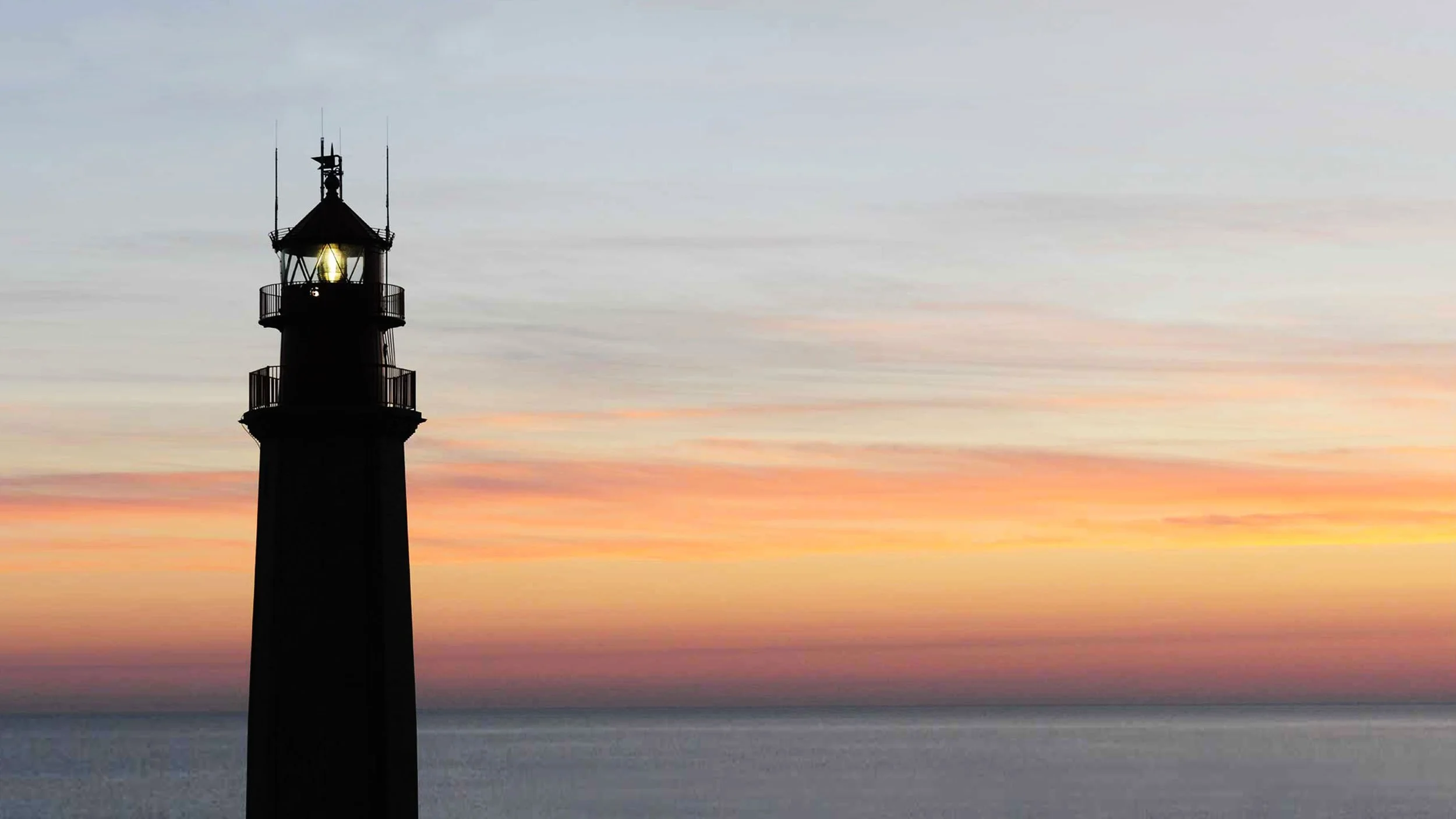 Abendstimmung am Flügger Leuchtturm auf Fehmarn